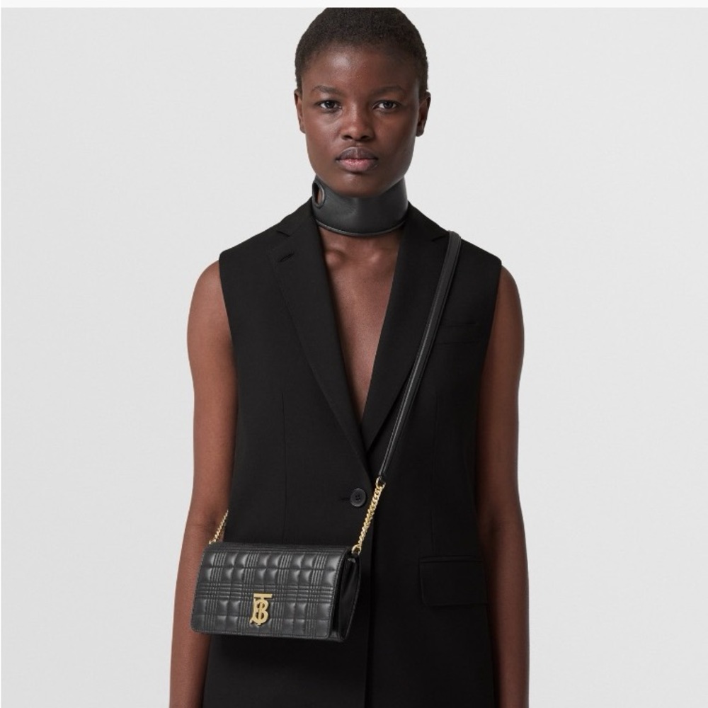 Burberry Lola Wallet with Detachable Strap - Picture 13 of 15